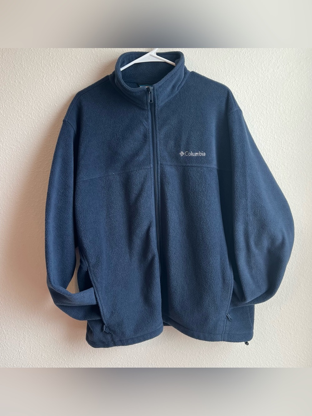 Columbia Men’s Full Zip Fleece Jacket Cozy Outdoor Hiking Casual Lightweight